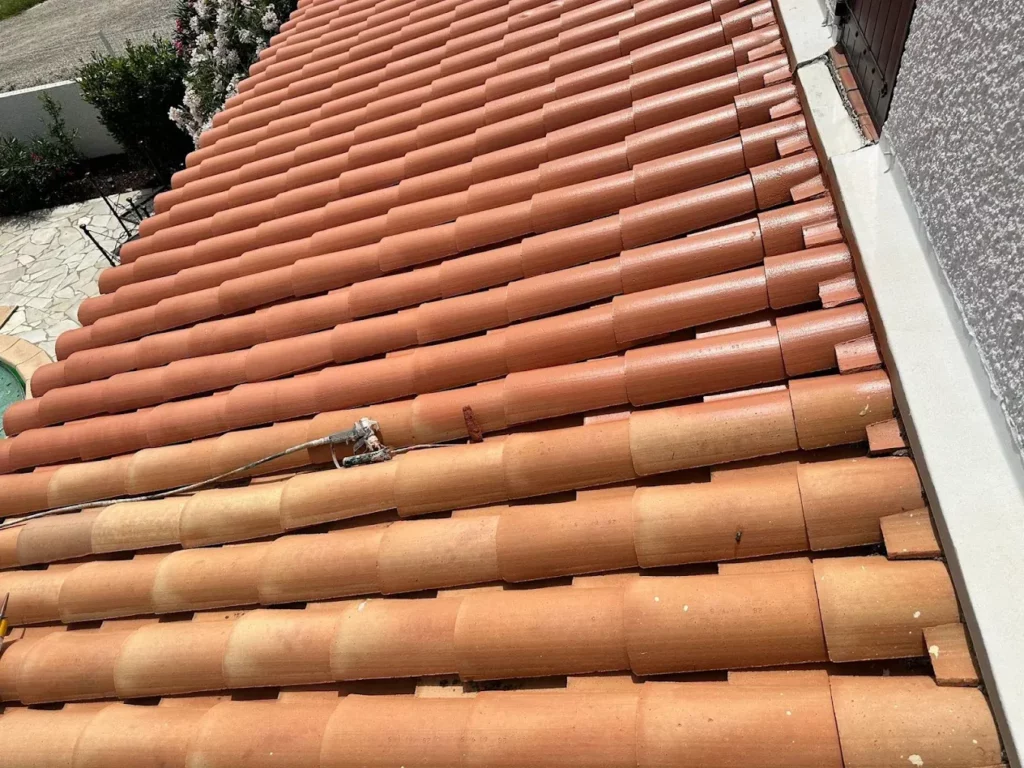 rénovation d'un toit en tuiles à Puisserguier (34620)