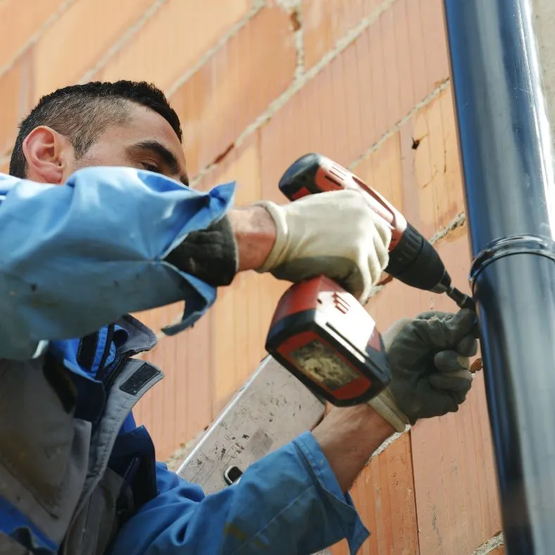 Couvreur à Corneilhan