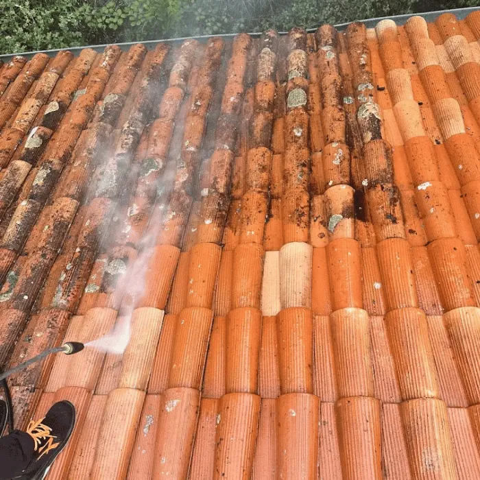 Toiture nettoyage à Villeneuve lès Béziers